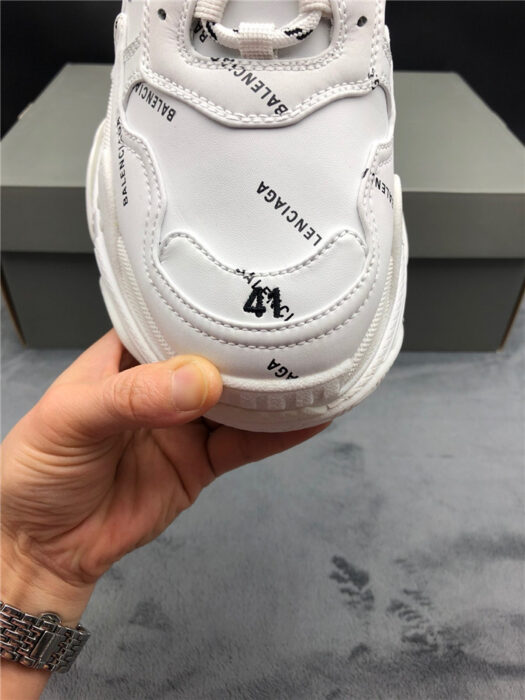 발렌시아가 레플리카 트리플s i8 B050100 7