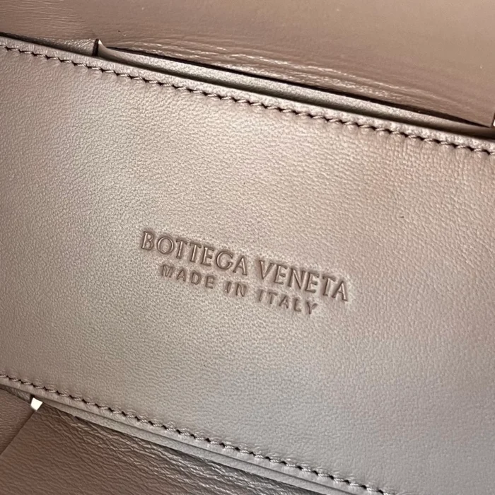 보테가베네타 미니 아르코 토트백 레플리카 미러급 SA급 S급 고퀄리티 가방 핸드백 크로스백 [여성] 7