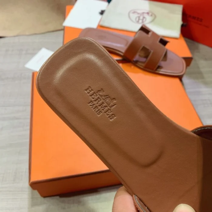 에르메스 슬리퍼 다크 브라운 레플리카 미러급 SA급 S급 고퀄리티 신발  [여성] - best 9