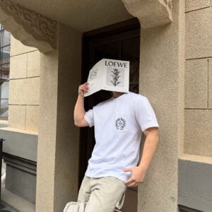 크롬하츠 뒷면 점보 프린트 반팔티 화이트 레플리카 미러급 SA급 S급 고퀄리티 하이엔드 최상급 의류 [남성여성공용]