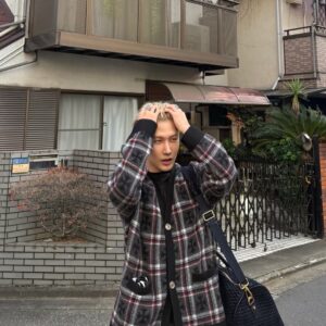 크롬하츠 십자가 체크 자카드 가디건 레플리카 미러급 SA급 S급 고퀄리티 하이엔드 최상급 의류 [남성여성공용]