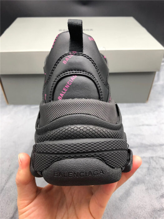 발렌시아가 레플리카 트리플s i8 B050100 36