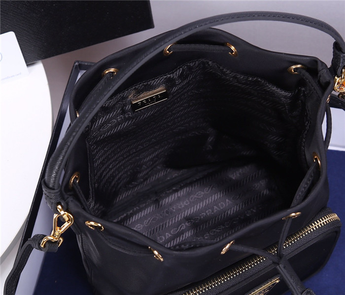 프라다 레플리카 버킷백 1BH038 신상 9