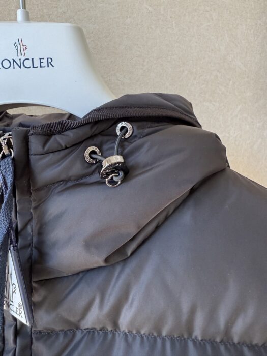 몽클레어 Avoce 후드 쇼트 다운 자켓(2color) 레플리카 미러급 SA급 S급 고퀄리티 하이엔드 최상급 의류 [여성] - thebest 3