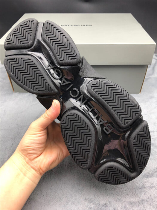 발렌시아가 레플리카 트리플s i8 B050100 37