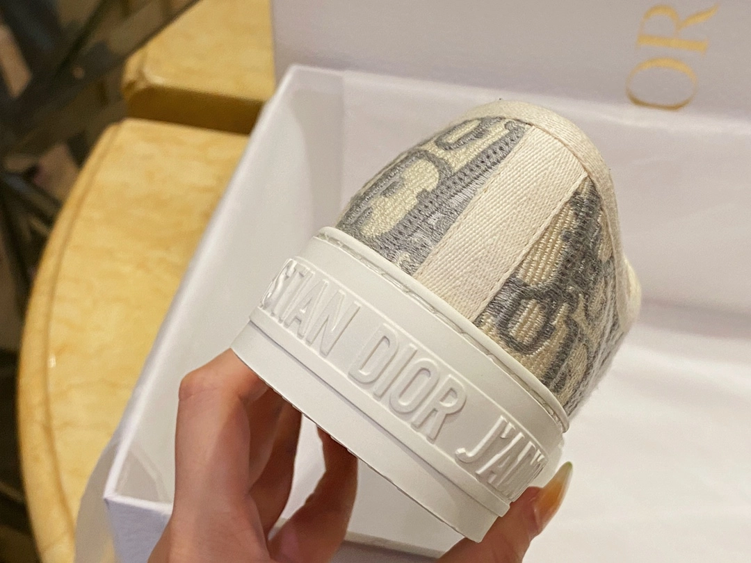 디올-레플리카-워크앤디올-오블리크-스니커즈-명품 레플리카 미러 SA급 디올 레플리카 워크앤디올 오블리크 스니커즈 13