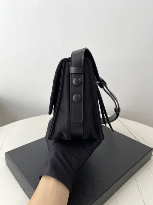 프라다 스몰 패딩 리나일론 숄더백 레플리카 미러급 SA급 S급 고퀄리티 가방 크로스백 [여성] - best 9