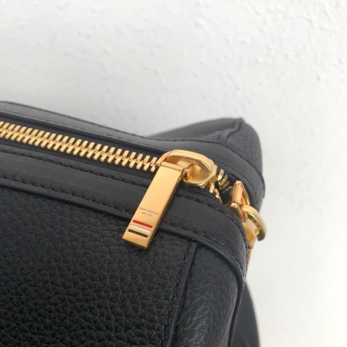 톰브라운 트래블 백 레플리카 미러급 SA급 S급 고퀄리티 가방 여행구 여행가방 보스턴백 [남성여성공용] - best 3