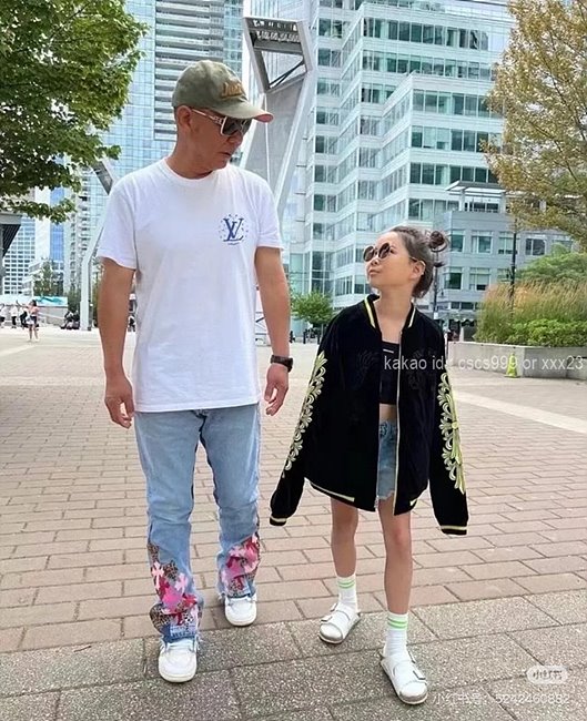 루이비통 반팔 라운드 티셔츠 (2 color) 레플리카 미러급 SA급 S급 고퀄리티 의류 [남성여성공용] - best 5