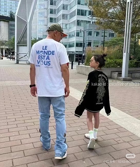 루이비통 반팔 라운드 티셔츠 (2 color) 레플리카 미러급 SA급 S급 고퀄리티 의류 [남성여성공용] - best 7