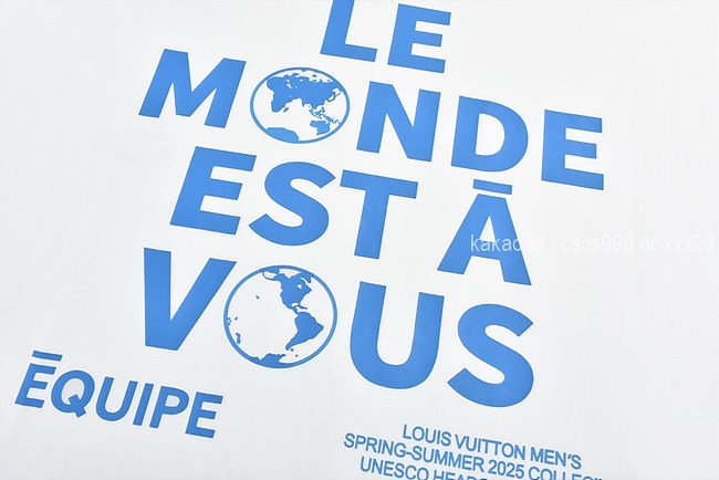 루이비통 반팔 라운드 티셔츠 (2 color) 레플리카 미러급 SA급 S급 고퀄리티 의류 [남성여성공용] - best 23