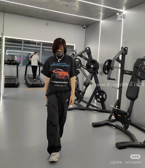 발렌시아가 람보르기니 반팔 라운드 티셔츠 (3 color) 레플리카 미러급 SA급 S급 고퀄리티 의류 [남성여성공용] 최상급 하이엔드 - best 7