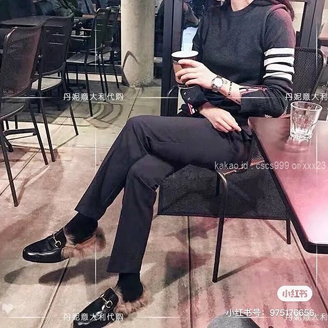 톰브라운 긴팔 라운드 니트 레플리카 미러급 SA급 S급 고퀄리티 의류 [남성여성공용] 최상급 하이엔드 - best 3