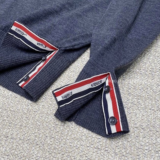 톰브라운 긴팔 라운드 니트 레플리카 미러급 SA급 S급 고퀄리티 의류 [남성여성공용] 최상급 하이엔드 - best 21