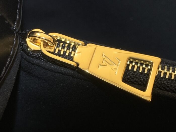 루이비통 애비뉴 MM 미디엄 M25575 블랙 핸드백 토트백 레플리카 미러급 SA급 S급 고퀄리티 최상급 하이엔드 가방 [여성] - best 7