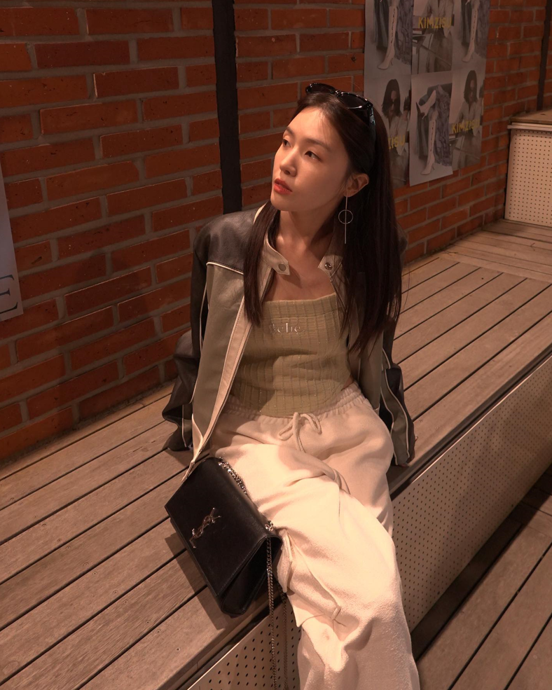 생로랑 레플리카 클래식 미디엄 케이트 사첼백 2