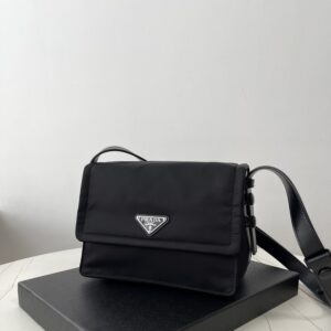프라다 스몰 패딩 리나일론 숄더백 레플리카 미러급 SA급 S급 고퀄리티 가방 크로스백 [여성] - best