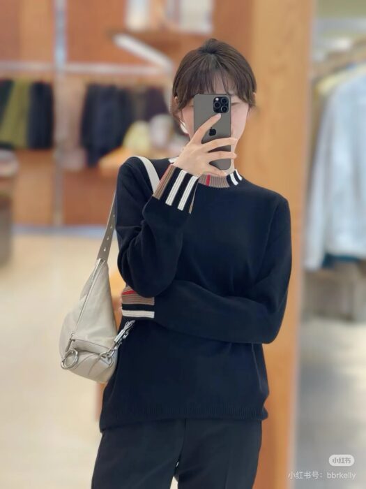 버버리 체크 이음 단색 니트 블랙 레플리카 미러급 SA급 S급 고퀄리티 하이엔드 최상급 의류 [남성여성공용] - thebest 2