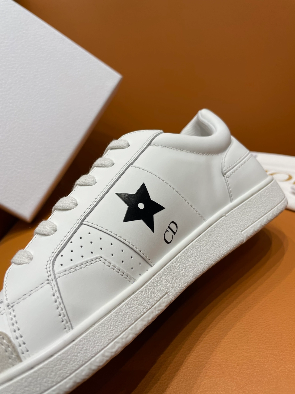 디올 CD 검정 별 스니커즈 화이트 레플리카 미러급 SA급 S급 고퀄리티 신발  [여성] 최상급 하이엔드 - best 7