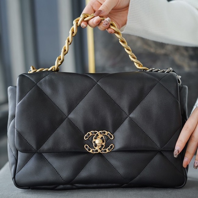 샤넬 레플리카 19 플랩백 라지 [블랙]