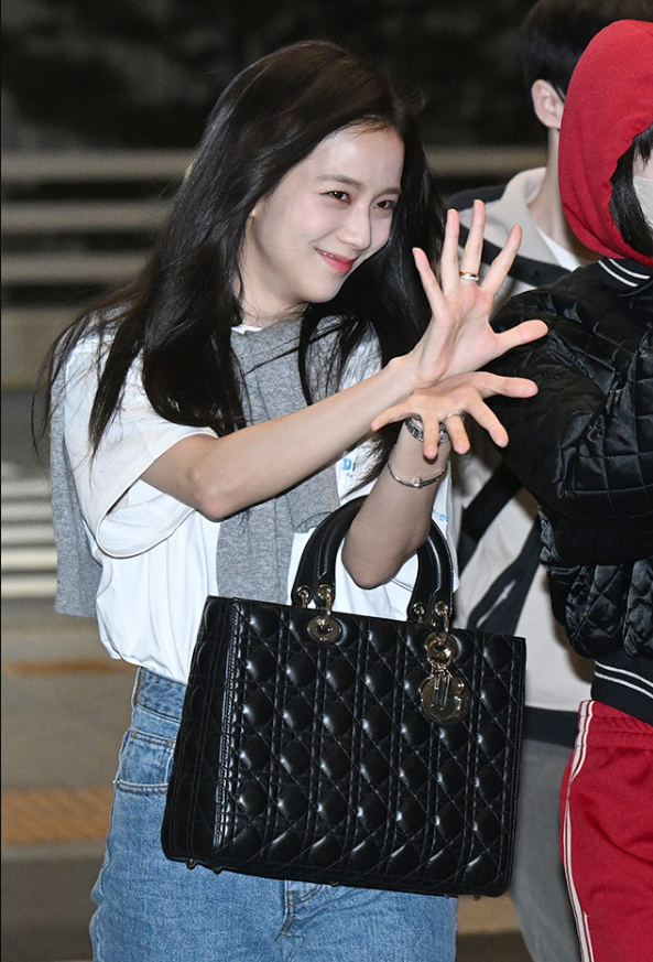 디올 레플리카 레이디디올 라지 백 까나쥬