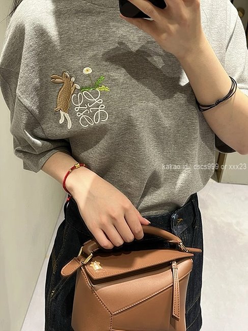 로에베 (2 color) 반팔 라운드티셔츠 레플리카 미러급 SA급 S급 고퀄리티 하이엔드 최상급 의류 [남성여성공용] - best 7