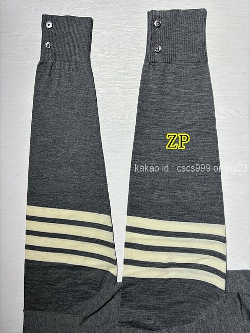 톰브라운 긴팔 니트 레플리카 미러급 SA급 S급 고퀄리티 의류 [남성여성공용] - best 9