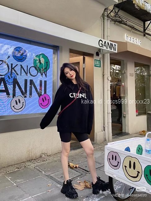 셀린느 긴팔 라운드 니트 레플리카 미러급 SA급 S급 고퀄리티 의류 [남성여성공용] - best 5