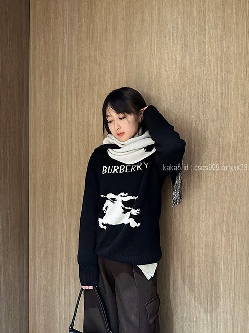 버버리 긴팔 라운드 니트 (2 color) 레플리카 미러급 SA급 S급 고퀄리티 의류 [남성여성공용] - best 13