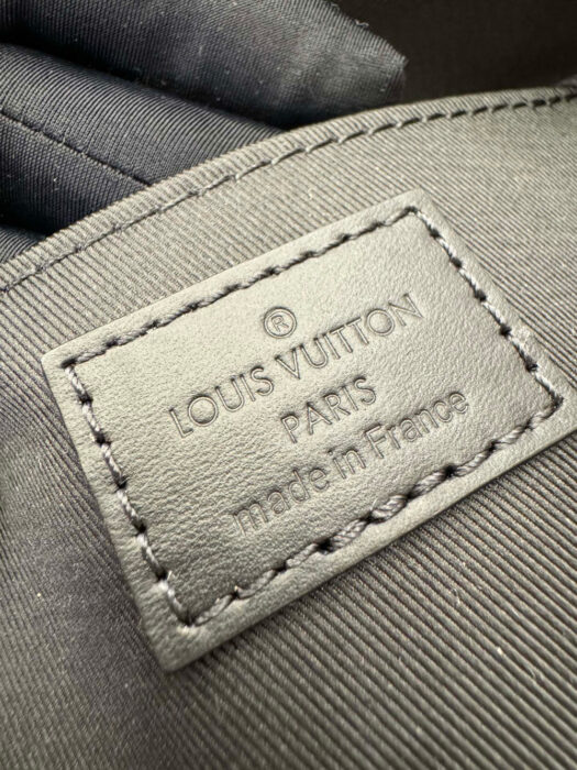 루이비통 LV 문 크로스바디 M23835 [매장-250만원대] 레플리카 미러급 SA급 S급 고퀄리티 best 크로스백 [남성여성공용] 11