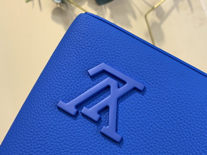 루이비통 테이크오프 파우치 M82270 4