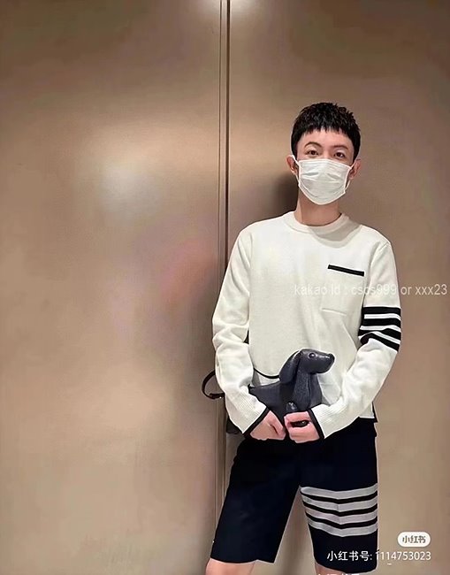 톰브라운 긴팔 라운드 니트 (2 color) 레플리카 미러급 SA급 S급 고퀄리티 의류 [남성여성공용] 최상급 하이엔드 - best 7