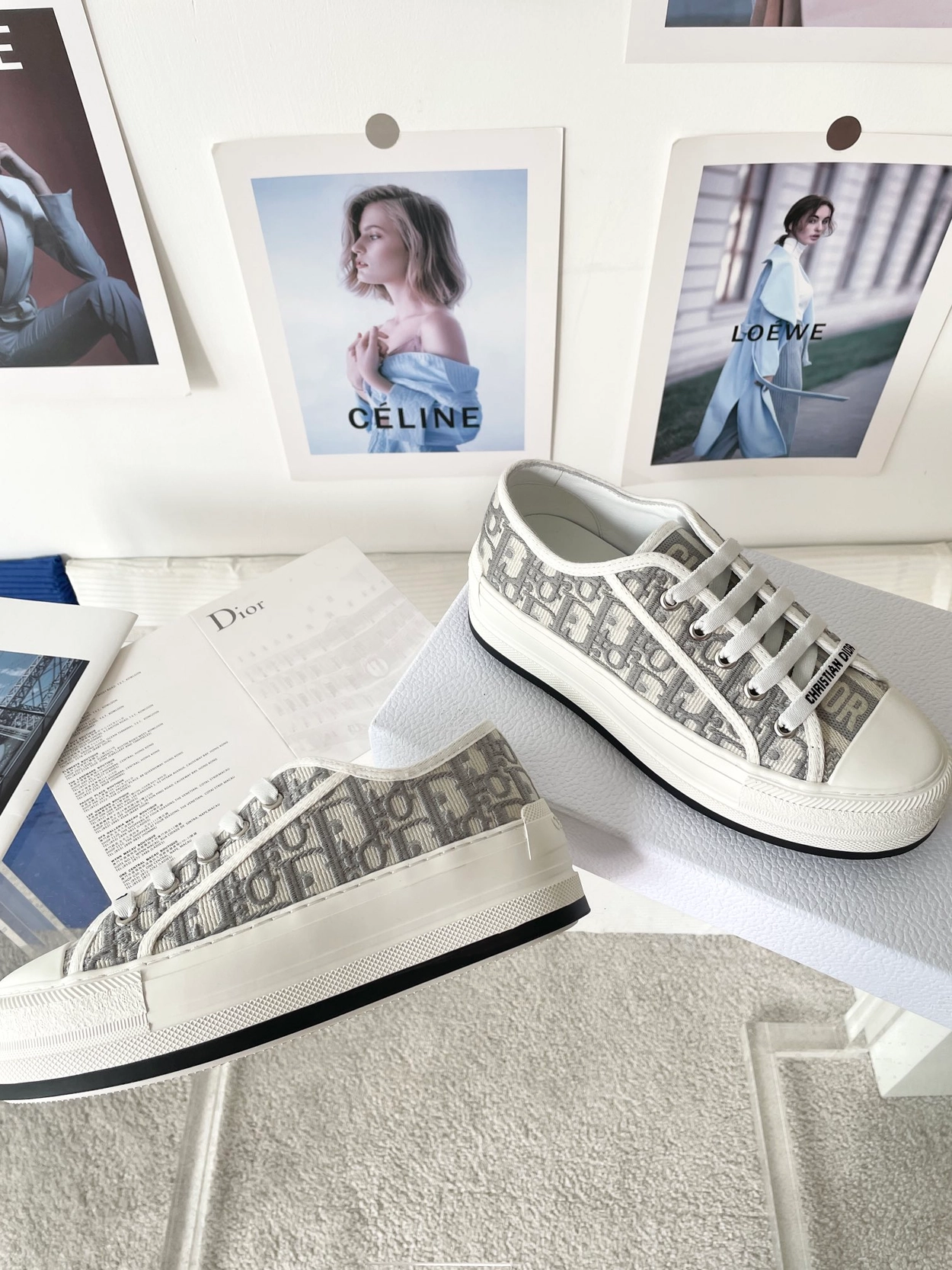 디올 오블리크 자수 로우탑 스니커즈 3칼라 레플리카 미러급 SA급 S급 고퀄리티 신발  [여성] - best 7