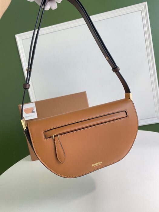 버버리 레플리카 레더 올림피아 백 5