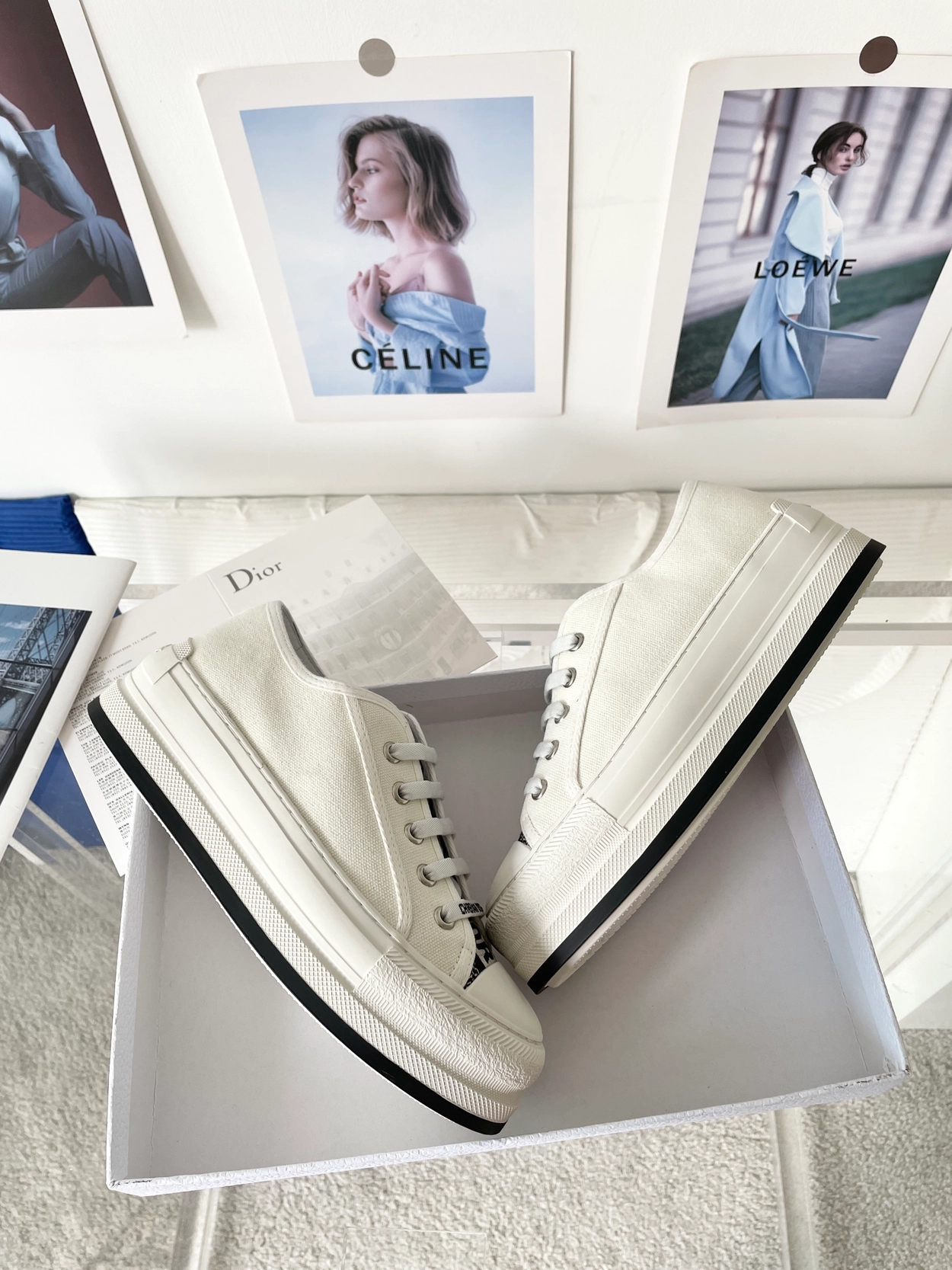 디올 오블리크 자수 로우탑 스니커즈 3칼라 레플리카 미러급 SA급 S급 고퀄리티 신발  [여성] - best 14