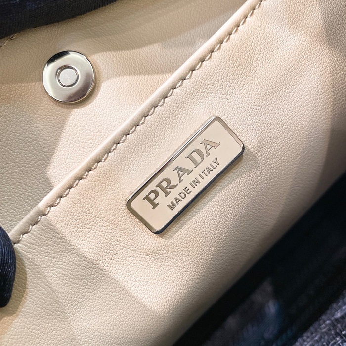 프라다-레플리카-브러시드-삼각로고-클레오백-pr230x-명품 레플리카 미러 SA급 프라다 레플리카 브러시드 삼각로고 클레오백 pr230x 20