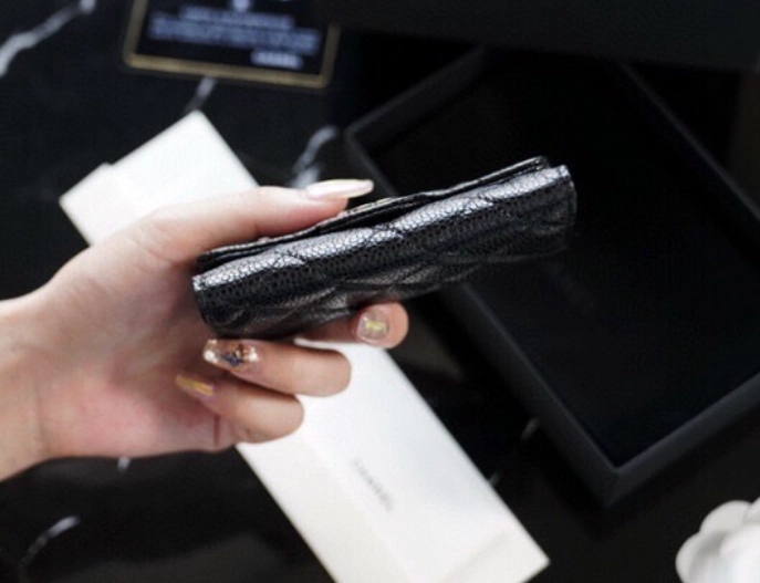 샤넬 클래식 캐비어 플랩 카드지갑 레플리카 미러급 SA급 S급 고퀄리티  [여성] - best 15