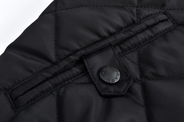 프라다 세모 로고 퀼팅 지퍼 코튼 자켓 블랙 레플리카 미러급 SA급 S급 고퀄리티 하이엔드 최상급 의류 [남성여성공용] - best 6