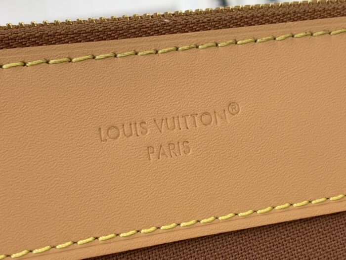 루이비통 PHARREL and NIGO collection's M25868  클러치백 레플리카 미러급 SA급 S급 고퀄리티 최상급 하이엔드 가방 [남성여성공용] - best 8