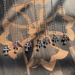 크롬하츠 Tinye 더블 십자가 목걸이 레플리카 미러급 SA급 S급 고퀄리티 최상급 하이엔드 악세사리 [남성여성공용]