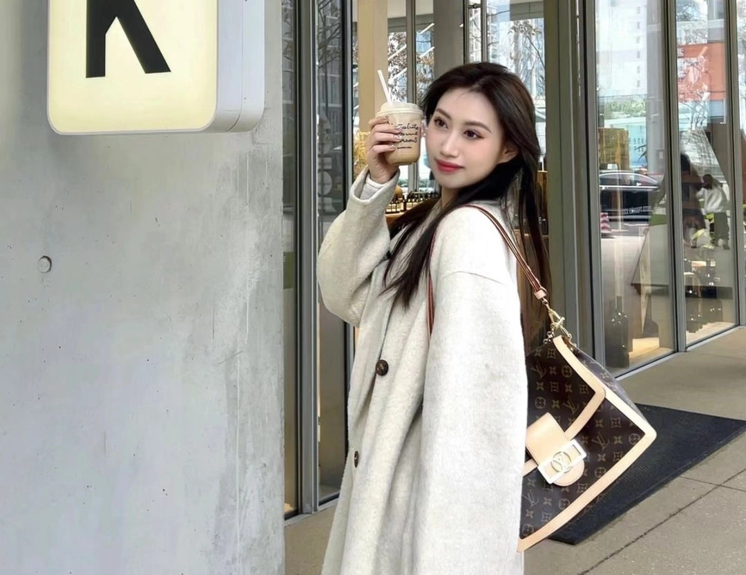 루이비통 도핀 소프트 GM 모노그램 레플리카 미러급 SA급 S급 고퀄리티 가방 숄더백 크로스백 [여성] 최상급 하이엔드 - best 5