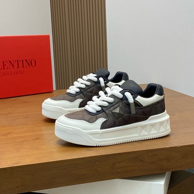 발렌티노 스니커즈 (3 color) 레플리카 미러급 SA급 S급 고퀄리티 신발 [남성] 최상급 하이엔드 - best 3