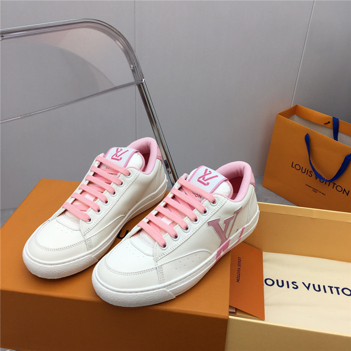 루이비통 레플리카 찰리 트레이너 스니커즈 L30002 19