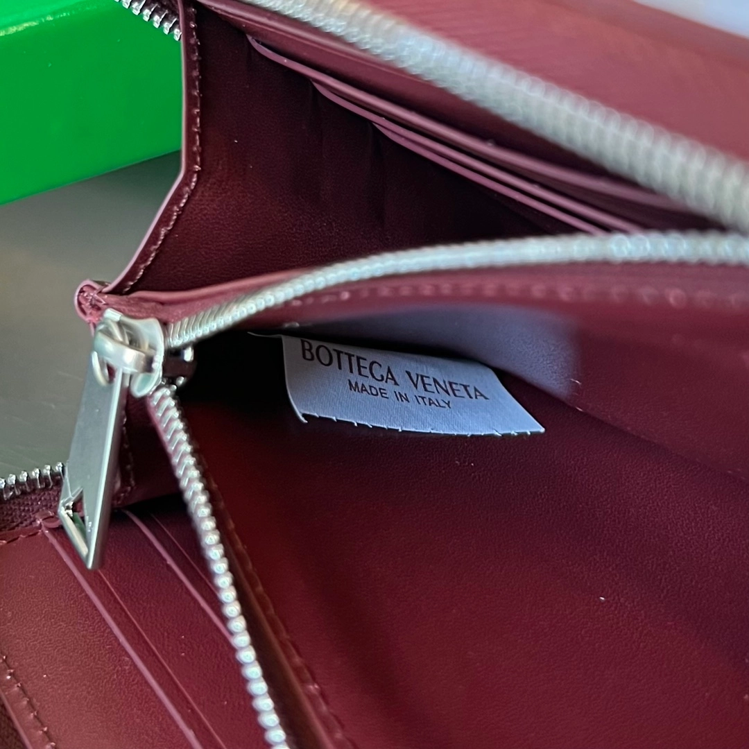 보테가베네타 인트레치아토 지퍼 어라운드 지갑 (2COLOR) 레플리카 미러급 SA급 S급 고퀄리티  [남성여성공용] - best 16