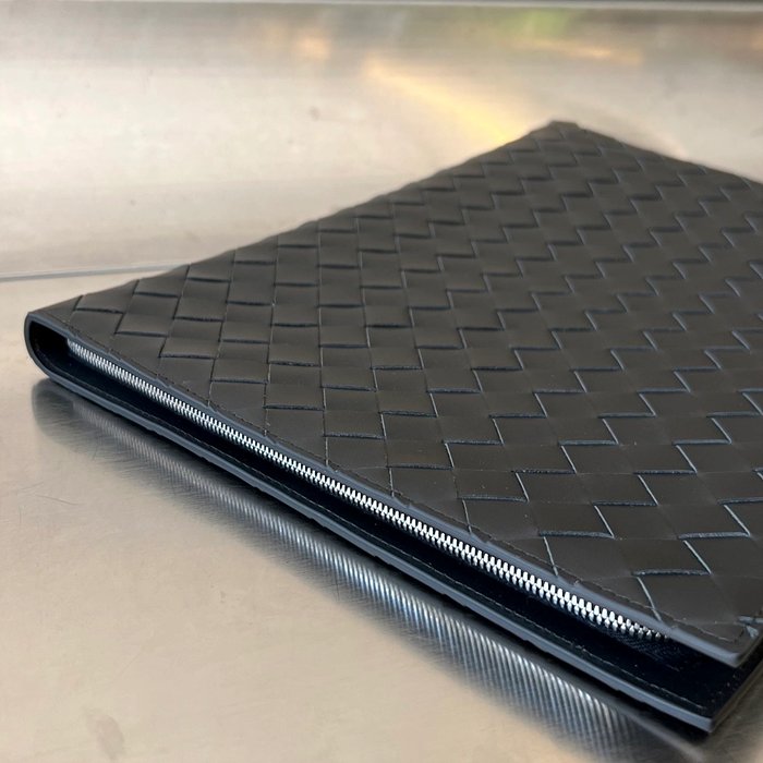 보테가베네타 하프 지퍼 파우치 클러치백 (10COLOR) 레플리카 미러급 SA급 S급 고퀄리티  [남성여성공용] - best 4