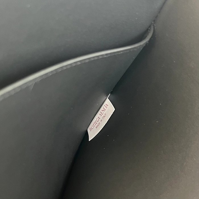 보테가베네타 하프 지퍼 파우치 클러치백 (10COLOR) 레플리카 미러급 SA급 S급 고퀄리티  [남성여성공용] - best 6