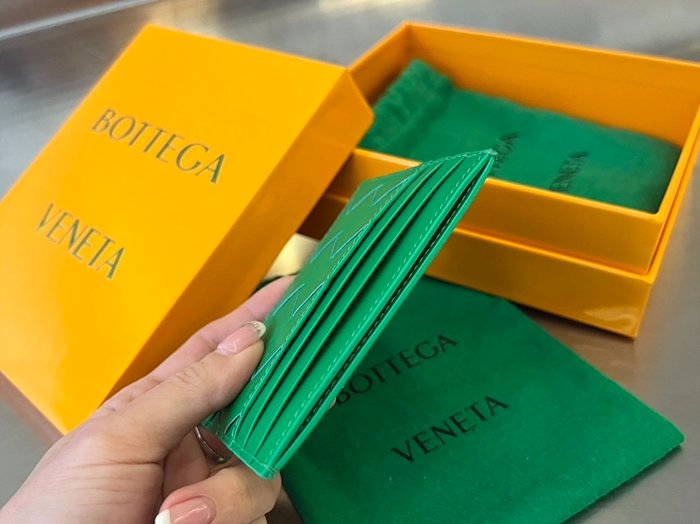 보테가베네타 인트레치아토 카드 지갑 (11color) 레플리카 미러급 SA급 S급 고퀄리티  [남성여성공용] best 10