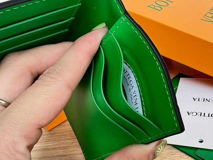 보테가베네타 플랩 카드지갑 (9color) 레플리카 미러급 SA급 S급 고퀄리티  [남성여성공용] best 13