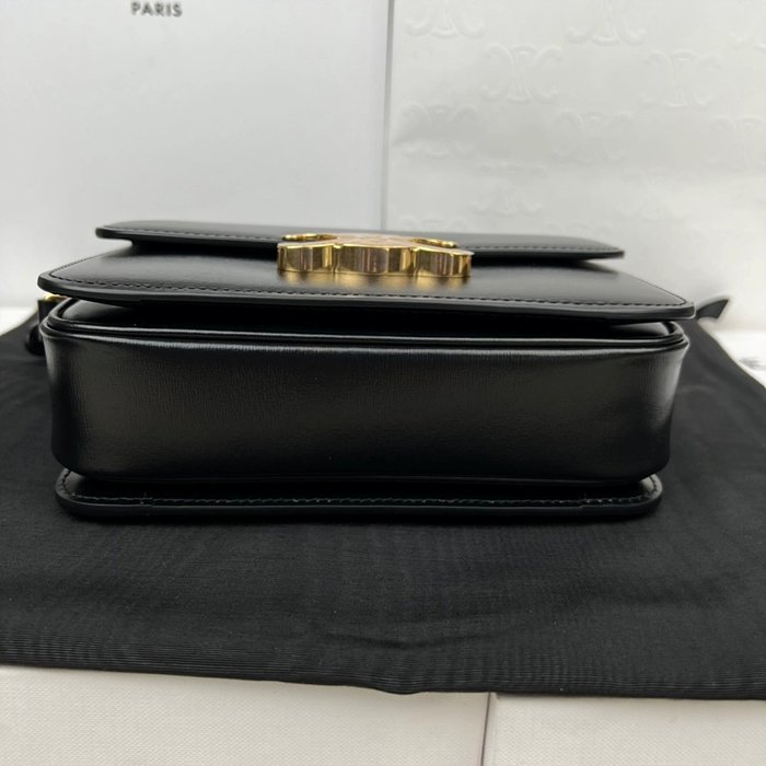 셀린느 레플리카 샤이니 카프스킨 틴 트리오페 백 188423BF4 13