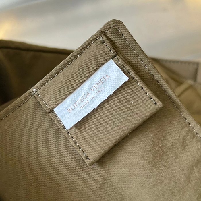 보테가베네타 스몰 패디드 테크 카세트백 레플리카 미러급 SA급 S급 고퀄리티 가방 숄더백 크로스백 [남성여성공용] - best 16